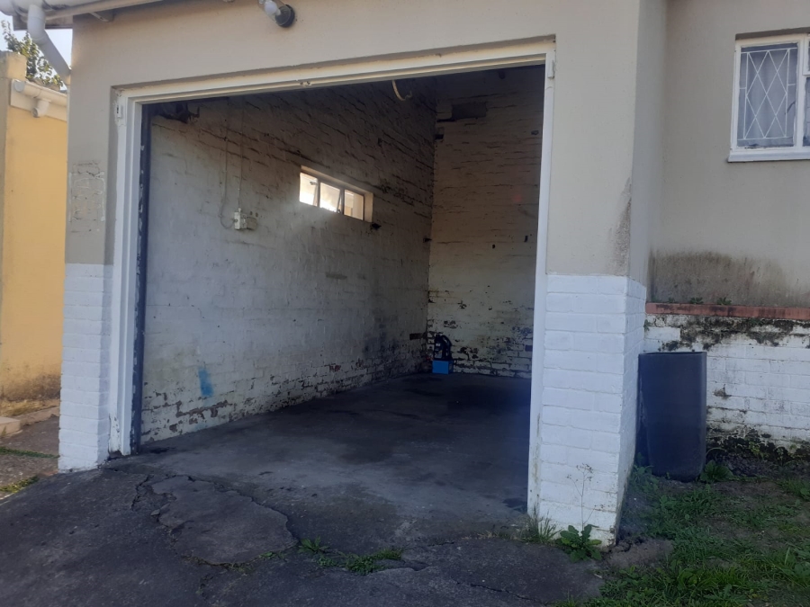 3 Bedroom Property for Sale in Cambridge West Eastern Cape
